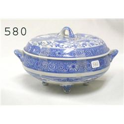 Footed 2-handled covered dish with Phoe