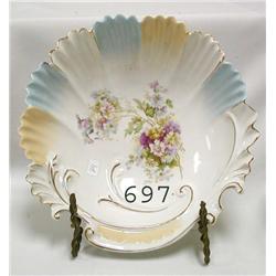 UM 10 ¼" scallop and scroll border bowl