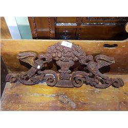 CAST IRON DÉCOR PIECE