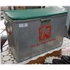 Image 1 : VINTAGE 7UP COOLER