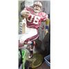 Image 1 : FOOTBALL PLAYER STATUE