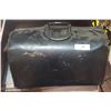 Image 1 : VINTAGE DOCTOR'S BAG