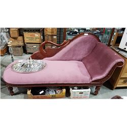 VINTAGE FIGURAL CHAISE