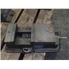 Image 1 : Kurt 6" AngLock Precision Machine Vise