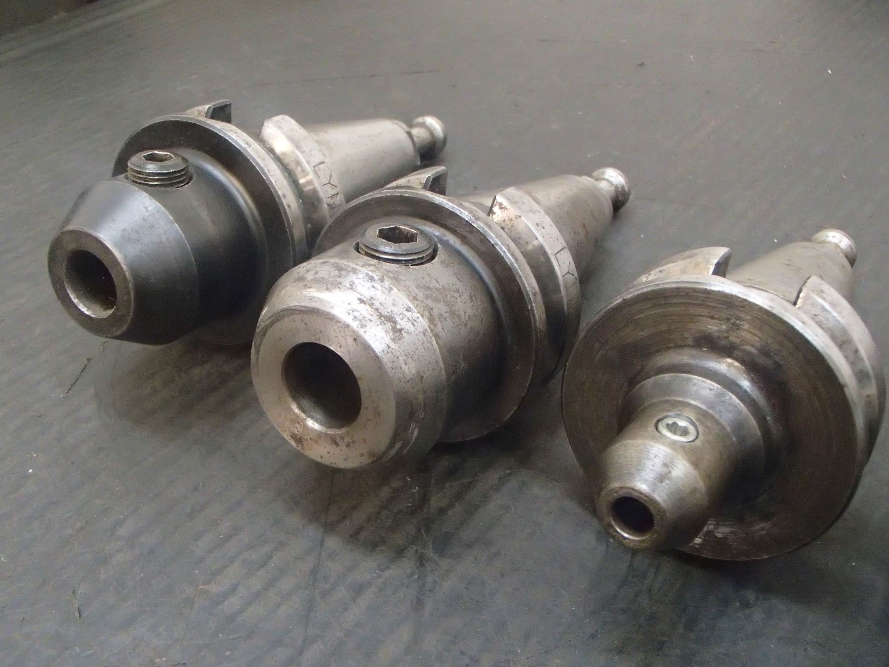 BT40 Lyndex End Mill Holders, 5/16", 5/8", 3/4", (2) 1" BTM Industrial