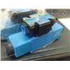 Image 3 : Vickers Hydraulic Directional Control Valves, P/N: DG4V-3S-6N-M-FW-B5-60