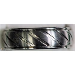 STERLING SILVER MEN'S RING SIZE 9