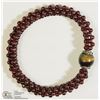 Image 1 : GARNET, TIGER EYE, LAPIS BRACELET