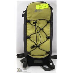 MOUNTAIN EQUIPMENT COOP HYDROPACK, WATER BACK PACK