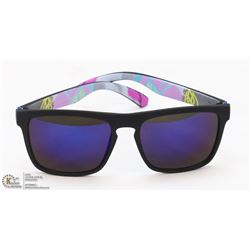 NEW PAIR OF QUICKSILVER SUNGLASSES