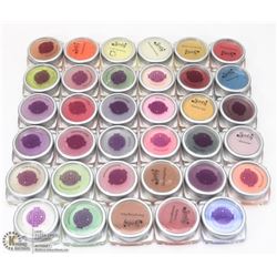 BAG OF 35 ASSORTED SCENTSY WAX MELTS