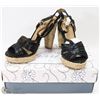 Image 1 : PAIR OF BLACK HIGH HEELED SANDLES SIZE 8