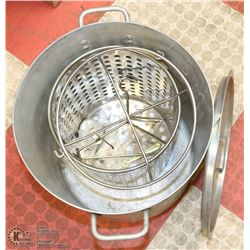 TURKEY FRYER POT WITH ACCESSORIES