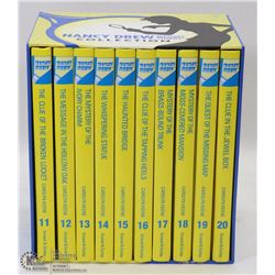 NANCY DREW BOOK COLLECTION