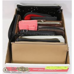 FLAT OF LADIES WALLETS