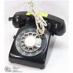 VINTAGE BLACK DESKTOP BAKELITE PHONE.