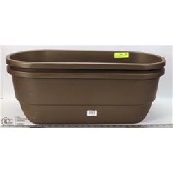 PAIR OF OBLONG PLANTER FOR RAILINGS OR DECKS