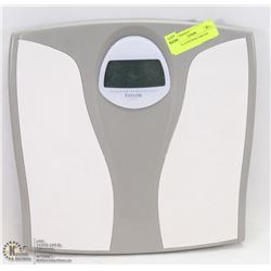 TAYLOR LITHIUM BATHROOM SCALE