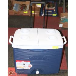 RUBBERMAID LARGE WHEELED COOLER