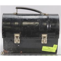 VINTAGE ALLADIN INDUSTRIES BLACK METAL LUNCHBOX