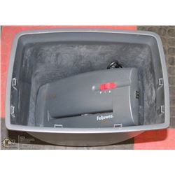 FELLOWS PAPER SHREDDER