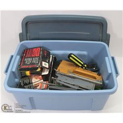 SMALL TOTE OF ASSORTED HAND TOOLS