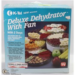 DELUXE FOOD DEHYDRATOR