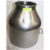 Image 1 : LARGE STAINLESS STEEL MILK JUG
