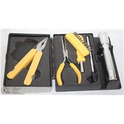 SMALL TOOL KIT INCL PLIERS, SCREW DRIVER, FLASH