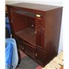 Image 1 : WOOD TONE ENTERTAINMENT CENTER