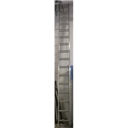 18-32' ALUMINUM EXTENSION LADDER