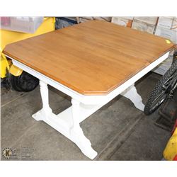 ANTIQUE SPLIT LEAF DINING TABLE