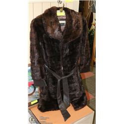ESTATE MINK FUR COAT. SIZE UNKNOWN