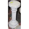 Image 1 : VINTAGE CEMENT PEDESTAL-WHITE/GREY-25"HX12"W