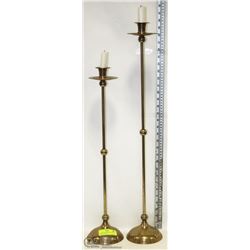 SET OF 2 FLOOR STANDING BRASS CANDLE HOLDERS