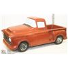 Image 1 : OLD PICKUP TRUCK LAWN ORNAMENT / PLANTER