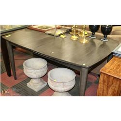 KITCHEN TABLE ON CHOICE