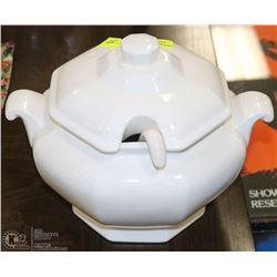 CERAMIC SOUP TUREEN