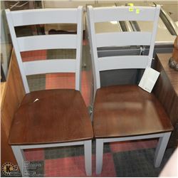 PAIR OF WOOD SIDECHAIRS