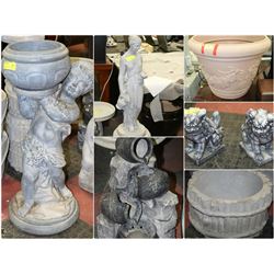 FEATURED GARDEN  ACCENTS