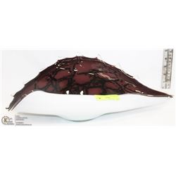 ROLLED GLASSWARE BLACK BURGUNDY DISH