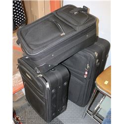 SET OF 3 CIAO! BLACK LUGGAGE ON WHEELS