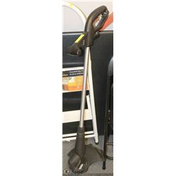 BLACK & DECKER ELECTRIC TRIMMER