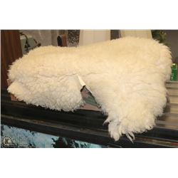 GENUINE SHEEP SKIN 48"X32"