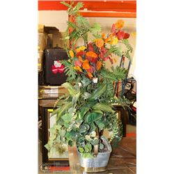 PAIR OF ARTIFICIAL PLANTS