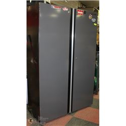 HUSKY METAL TWO DOOR TOOL STORAGE