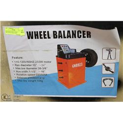 HEAVY DUTY WHEEL BALANCER ON CHOICE