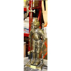 KNIGHTS ARMOUR FIREPLACE ACCESSORY FIGURE.