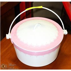 WHITE/PINK CAST IRON FIRE PLACE COOKING POT
