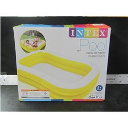 Intex Family Pool / 90 x 58 x 18 deep / open box